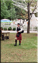 click bagpiper image to enlarge